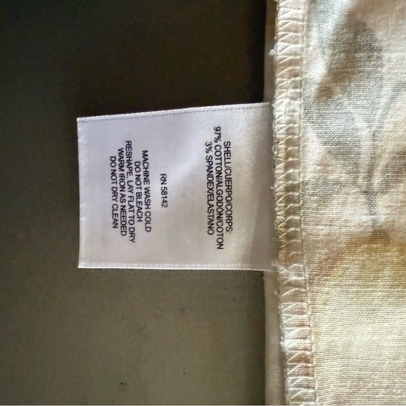 London Times Lemon Print Sheath Dress White Yellow Size 4 Sleeveless Lined - Picture 8 of 8